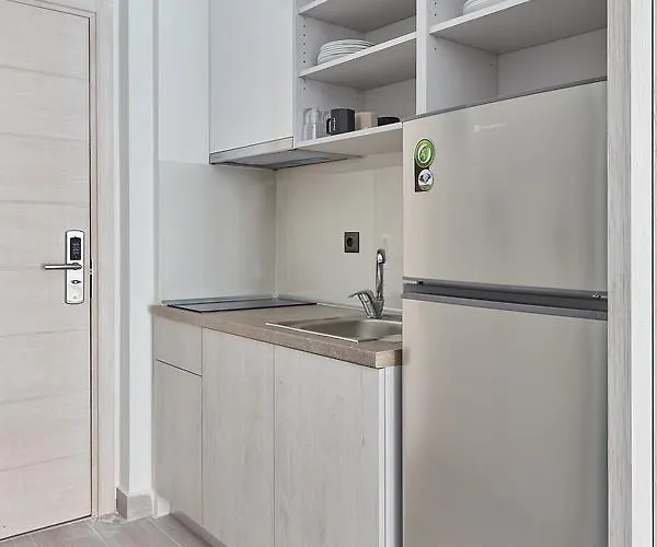 Albatros Daire Vrasná